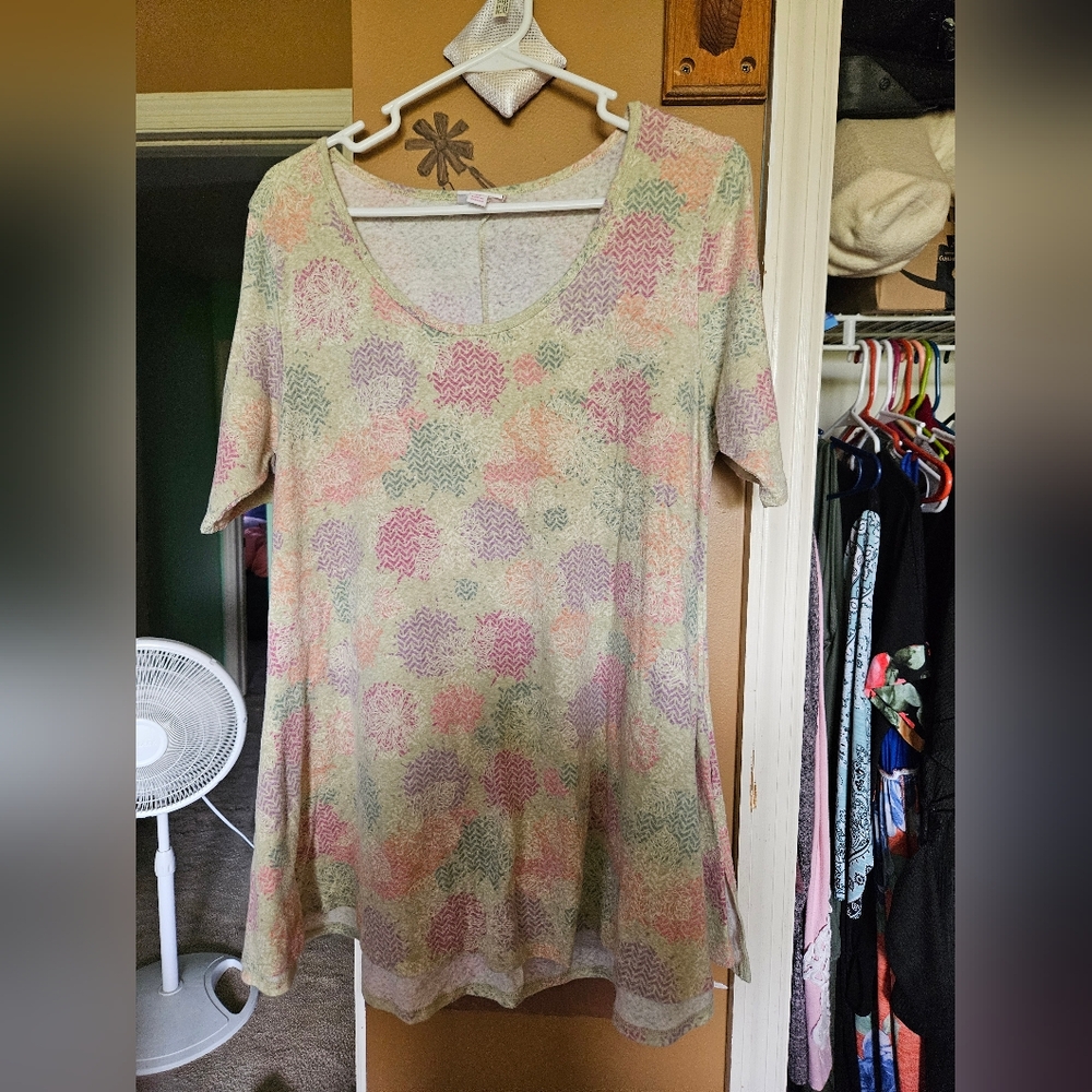 Lularue flare bottom top